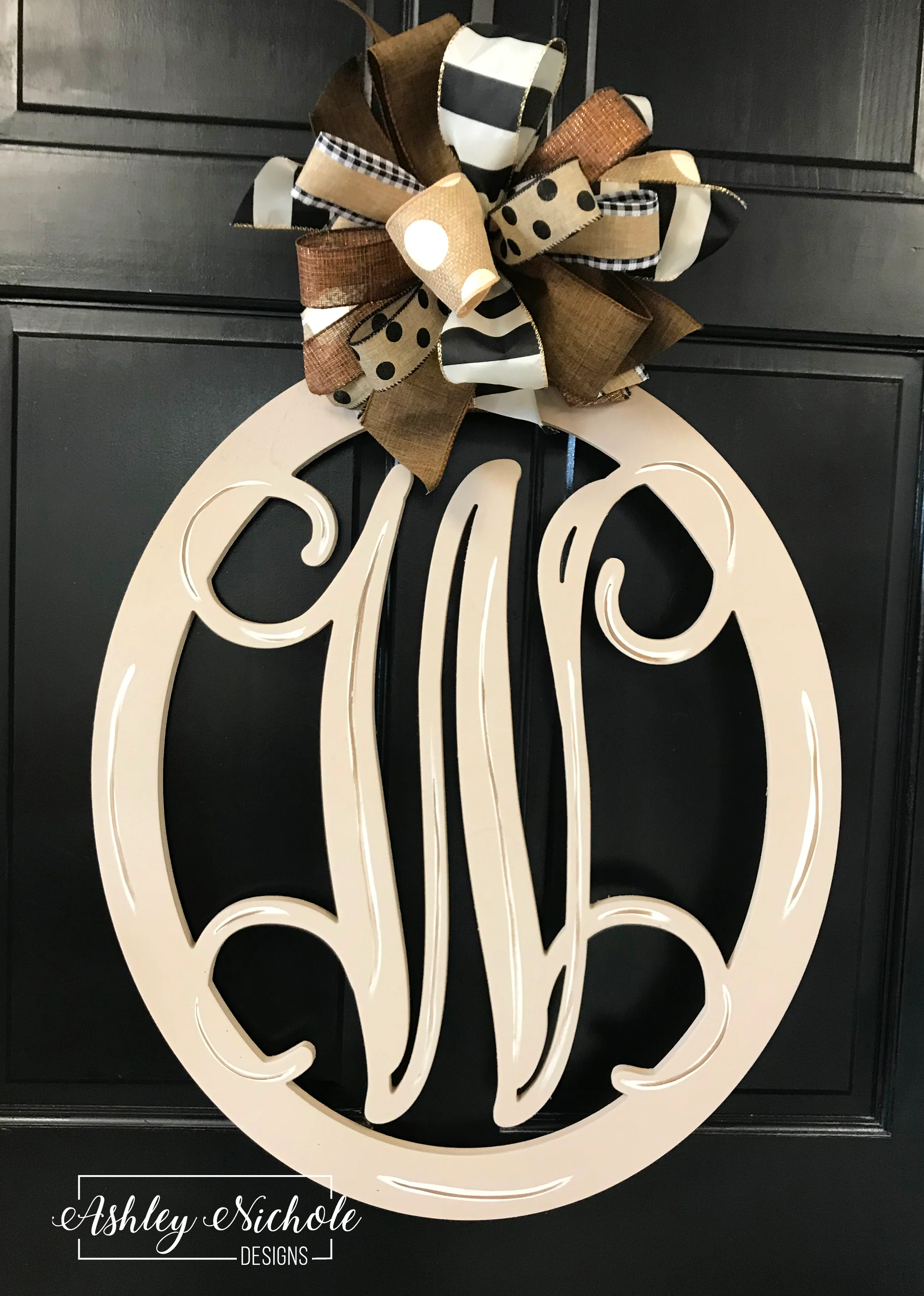 25" Oval Vine Font Monogram - Single Letter (Hand-Painted)