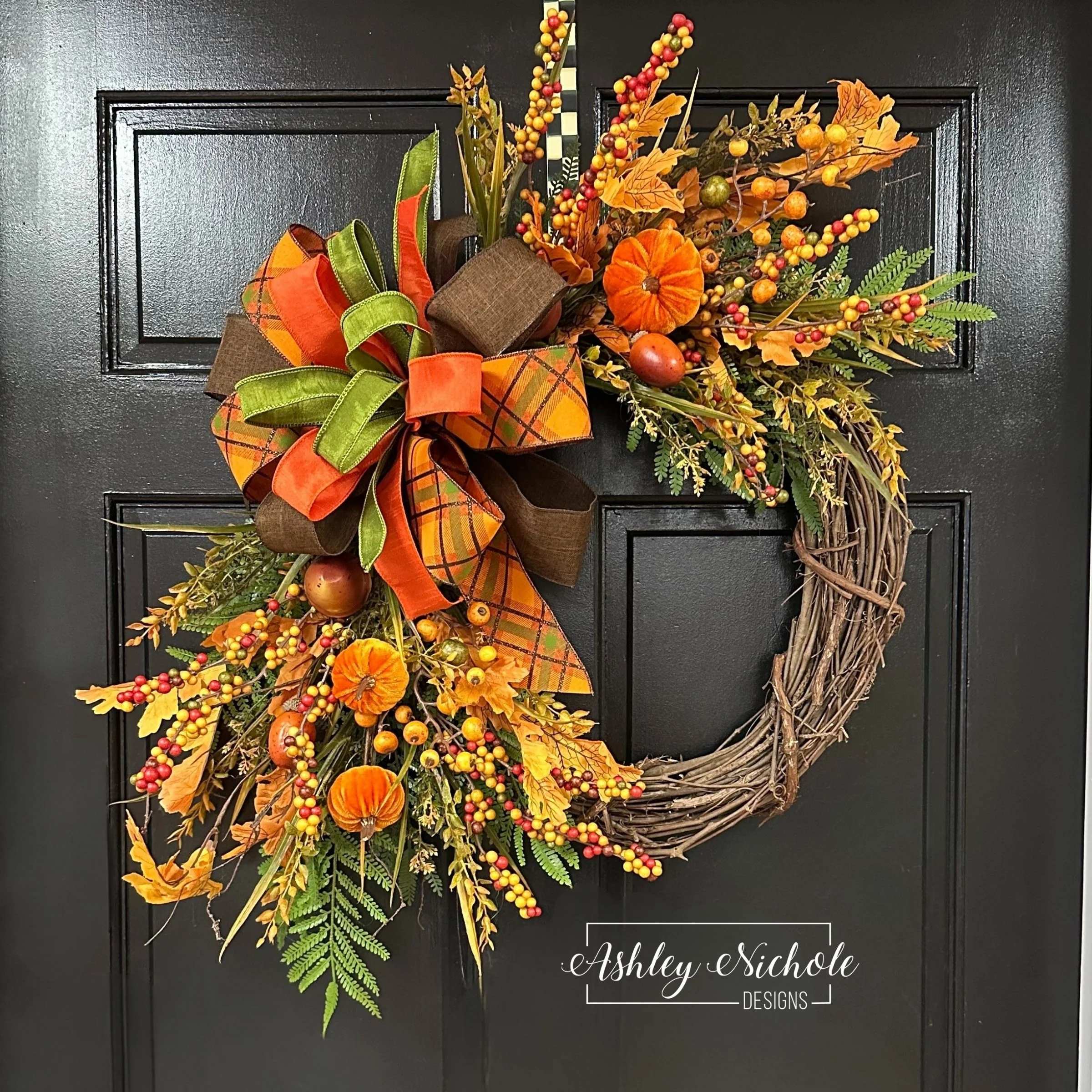 Acorn & Berry Harvest Round Wreath