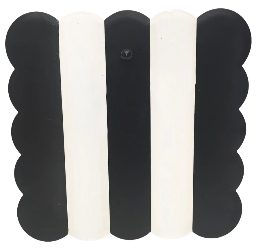 Black & Cream Scallop Mini Gallery Charm Display Board