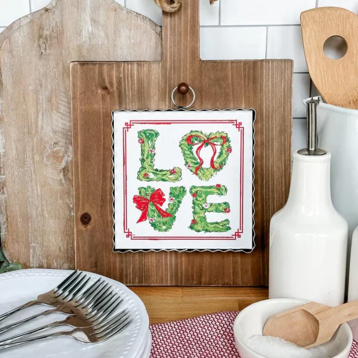 Mini Art Boxwood LOVE Charm Attachment - Image 2