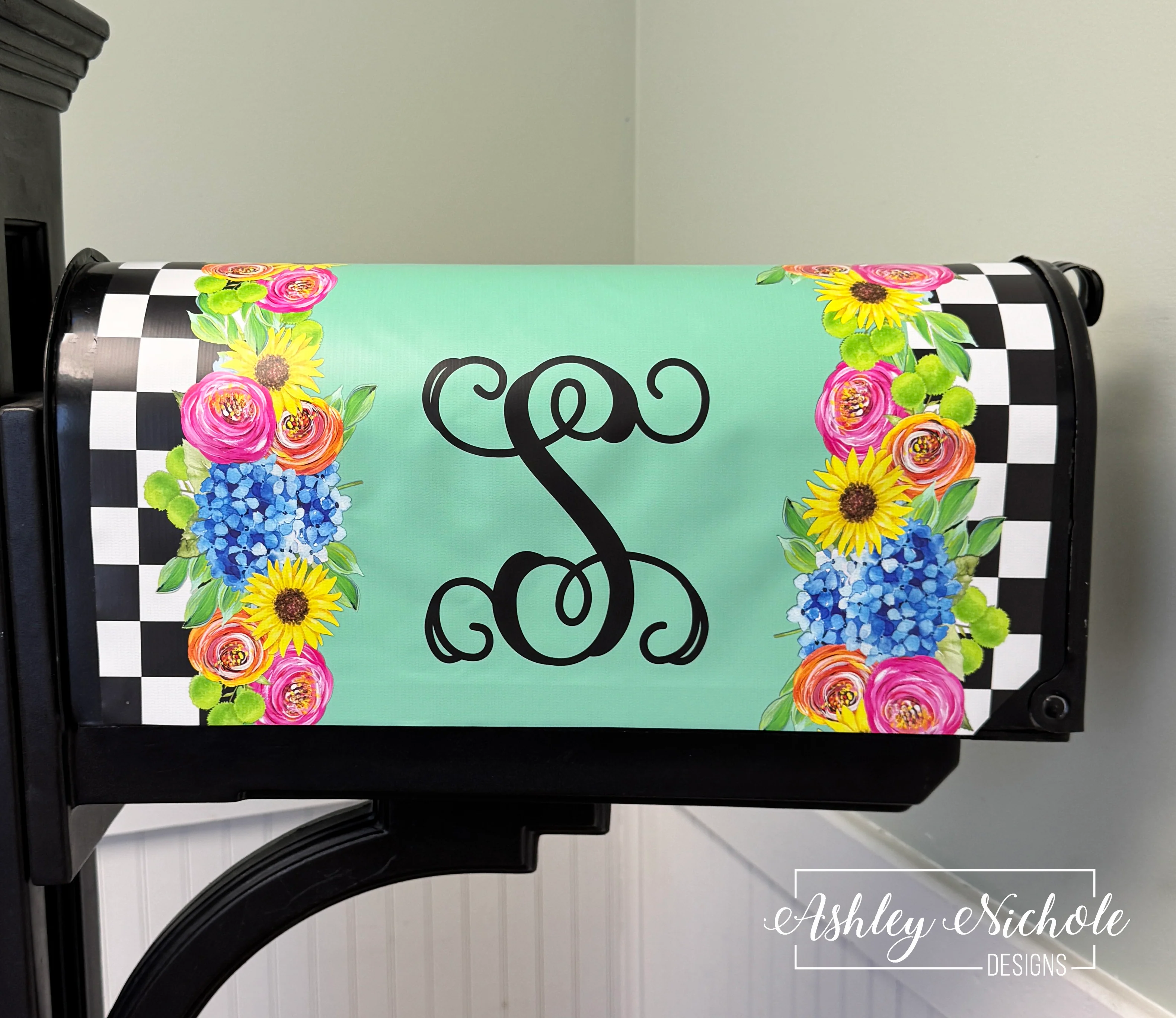 Bright Bloom Summer Initial - Magnetic Vinyl Mailbox Cover