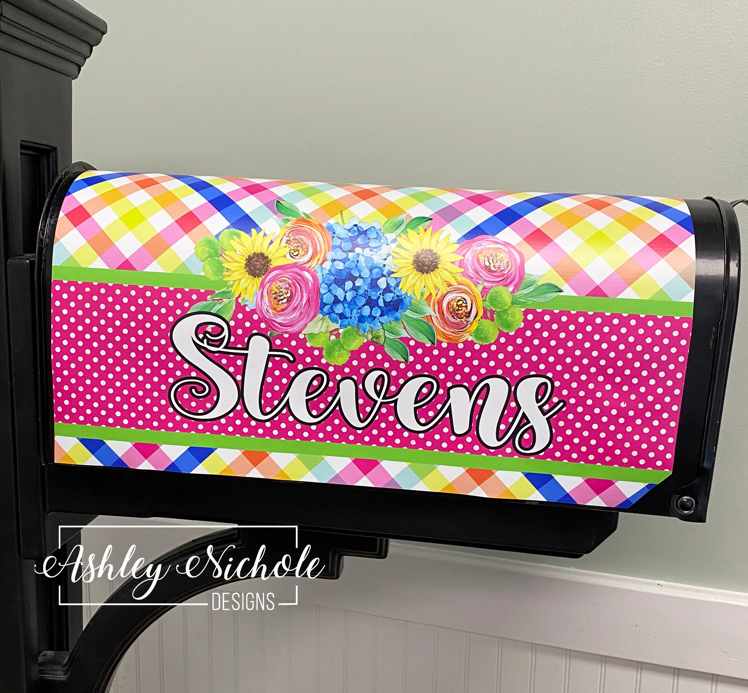 Full Bloom "Welcome or Last Name" - Magnetic Vinyl Mailbox Cover