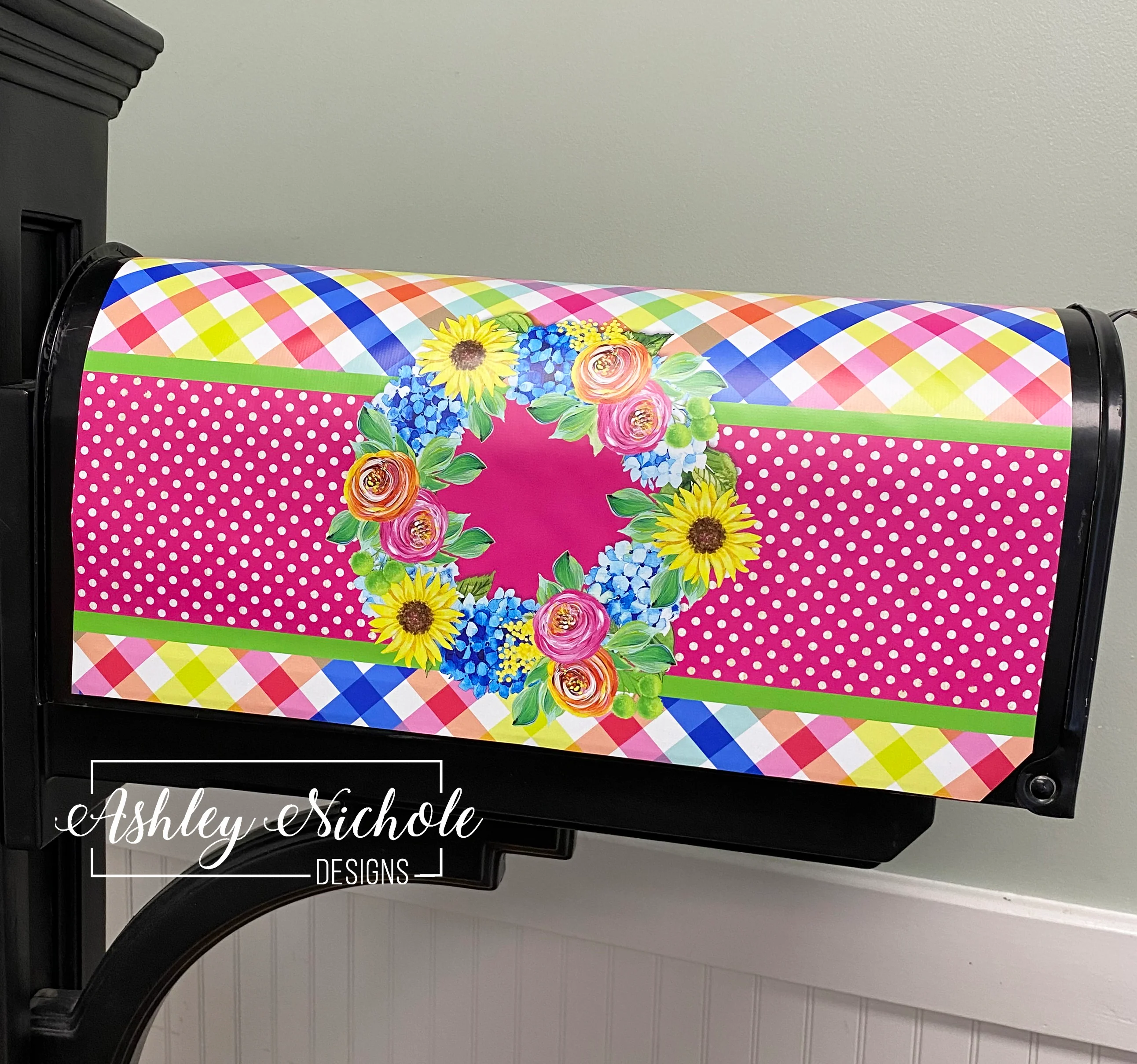 Full Bloom Wreath of Florals - Magnetic Vinyl Mailbox Cover