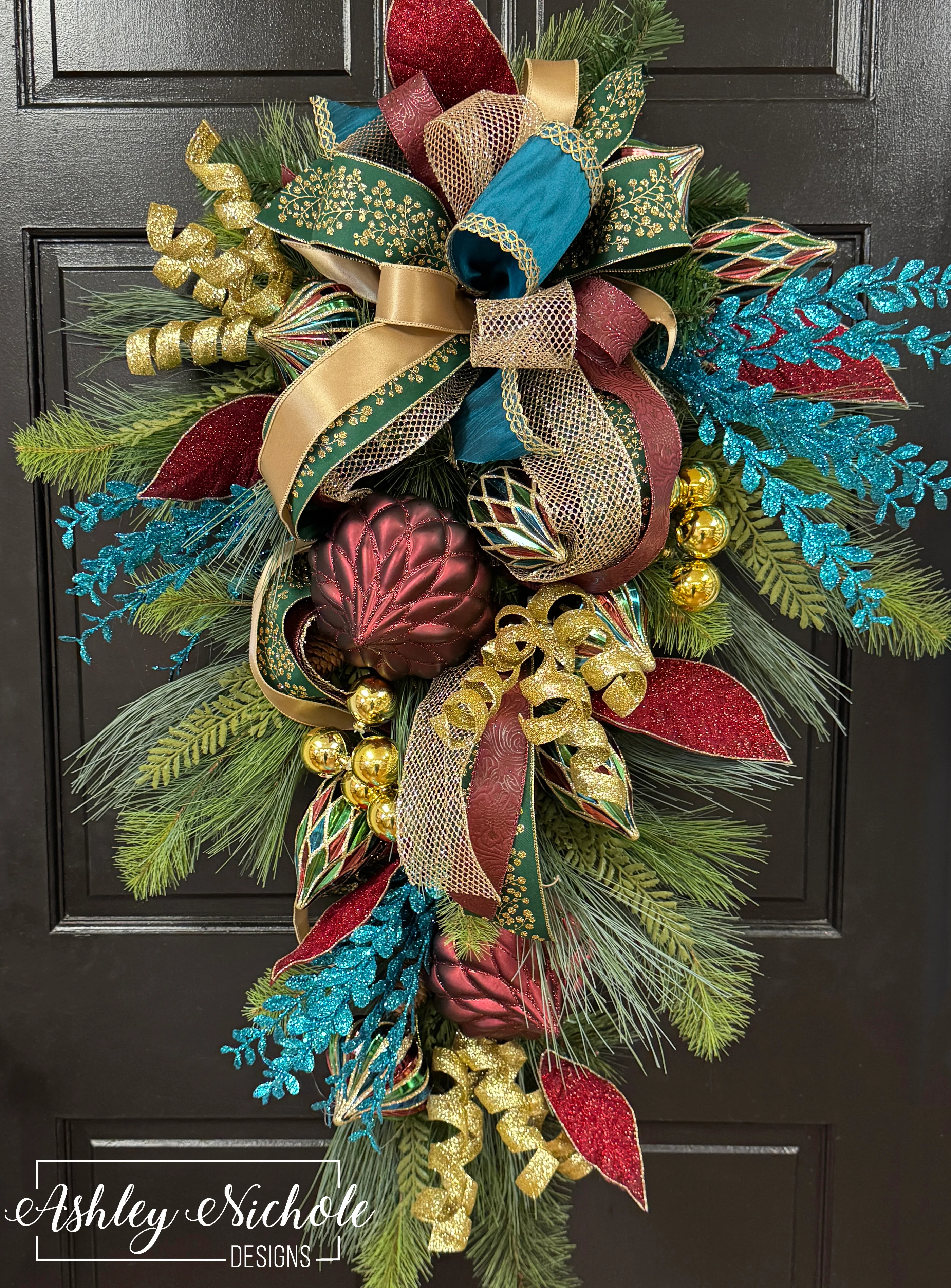 Jewel Elegance Christmas Swag