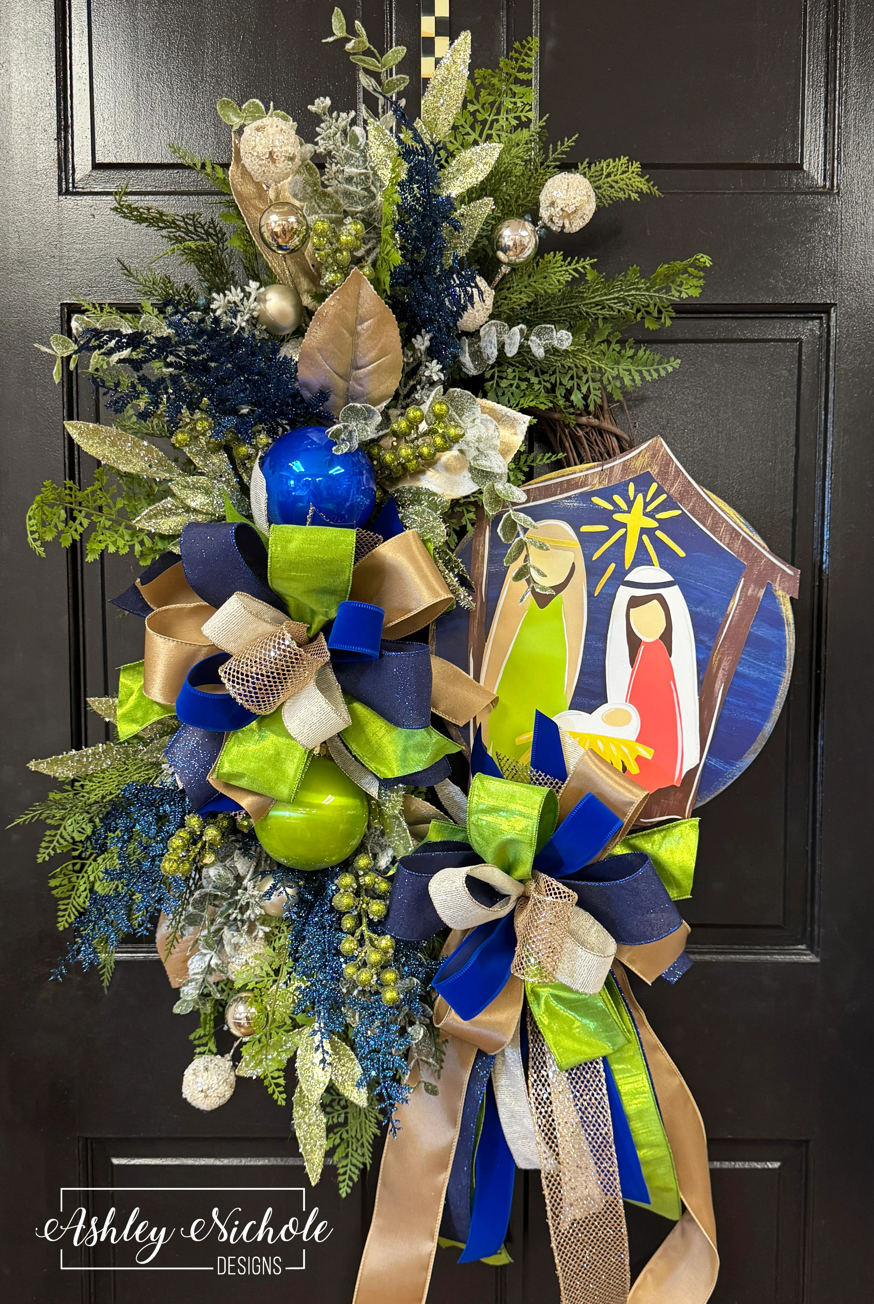 Nativity Scene Christmas Wreath
