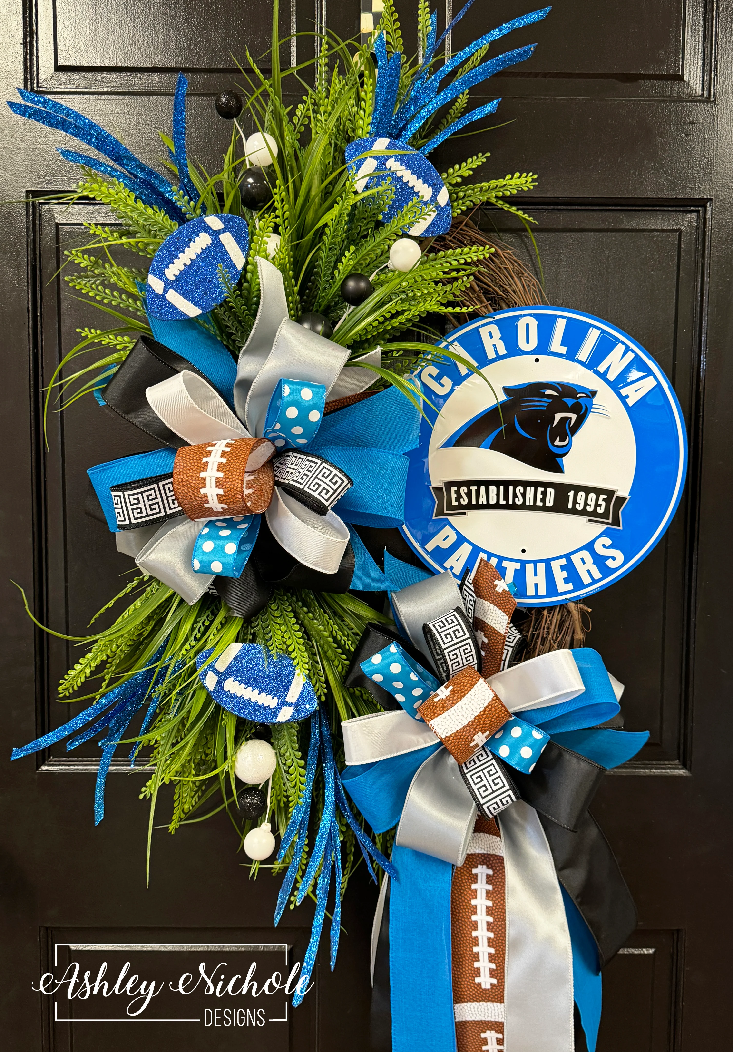 Professional Football Sign Wreath - CHOOSE from 26 TEAMS - Image 6