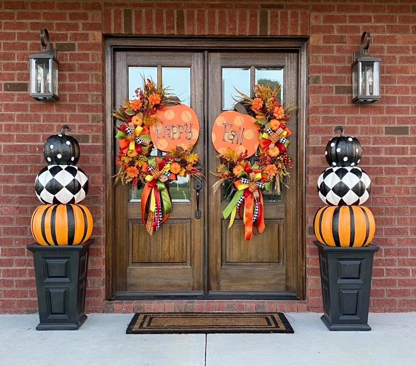 Pumpkin Mix Fall Oval Wreath with PUMPKIN Attached (1 LARGE Wreath) - Image 2