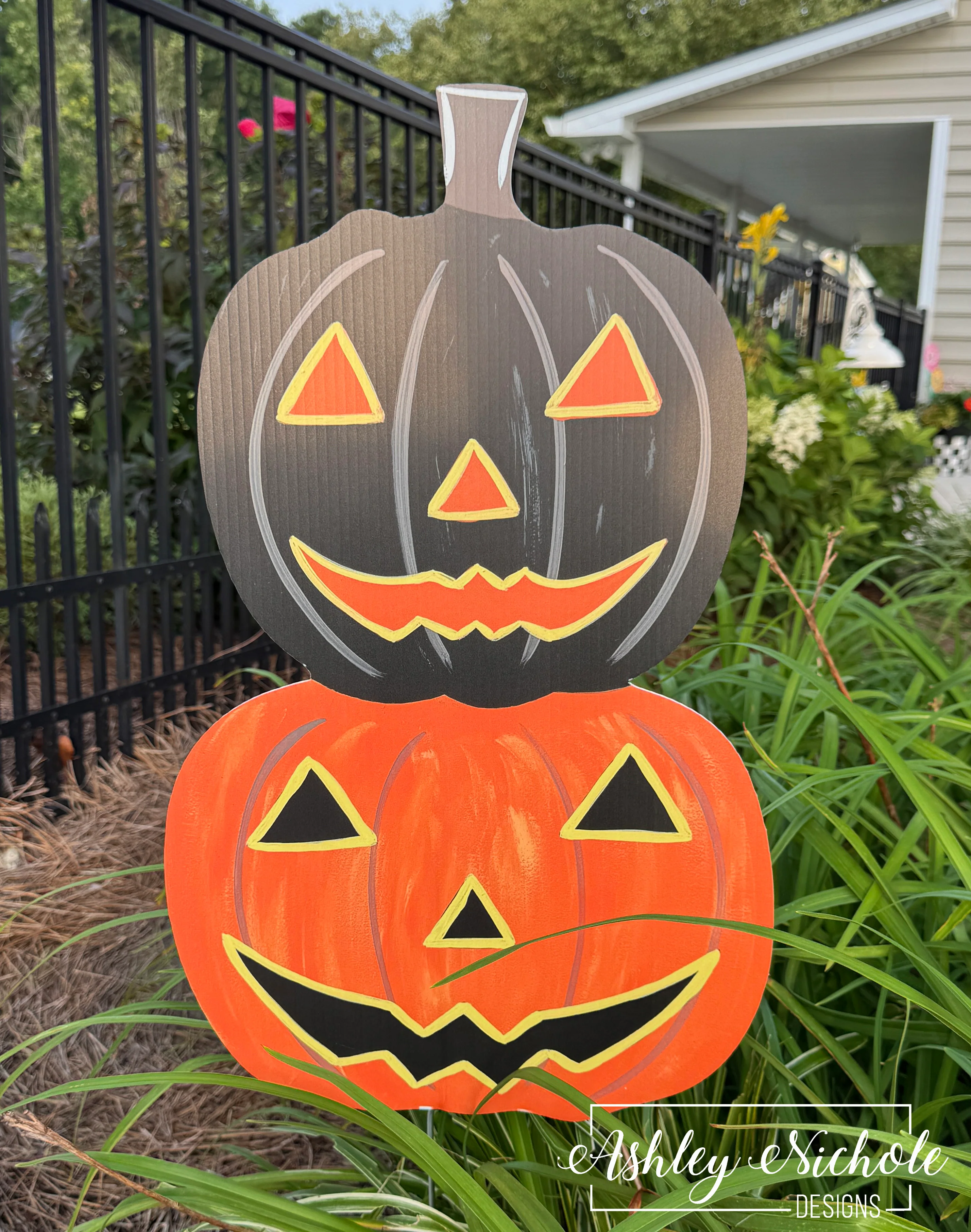 Spooky Night Jack 'O Lantern  -  Corrugated Coroplast Yard Stake
